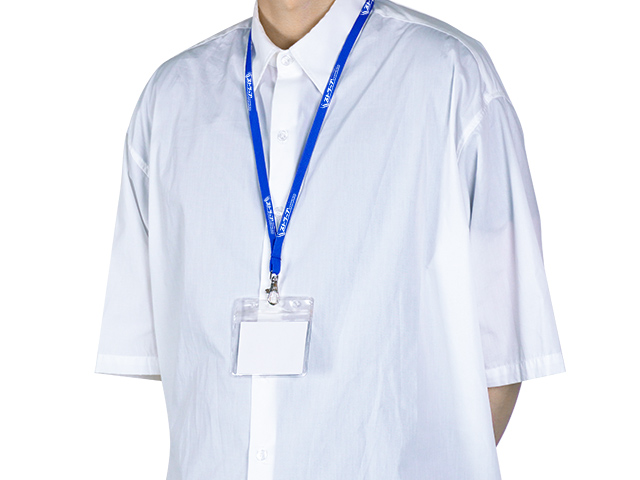 ネックストラップを印刷込みで最短翌日出荷が可能！オリジナル名入れ